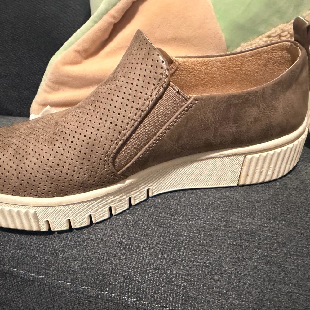Women's Slip-On Casual Shoes - Brown Naturalizer Soul